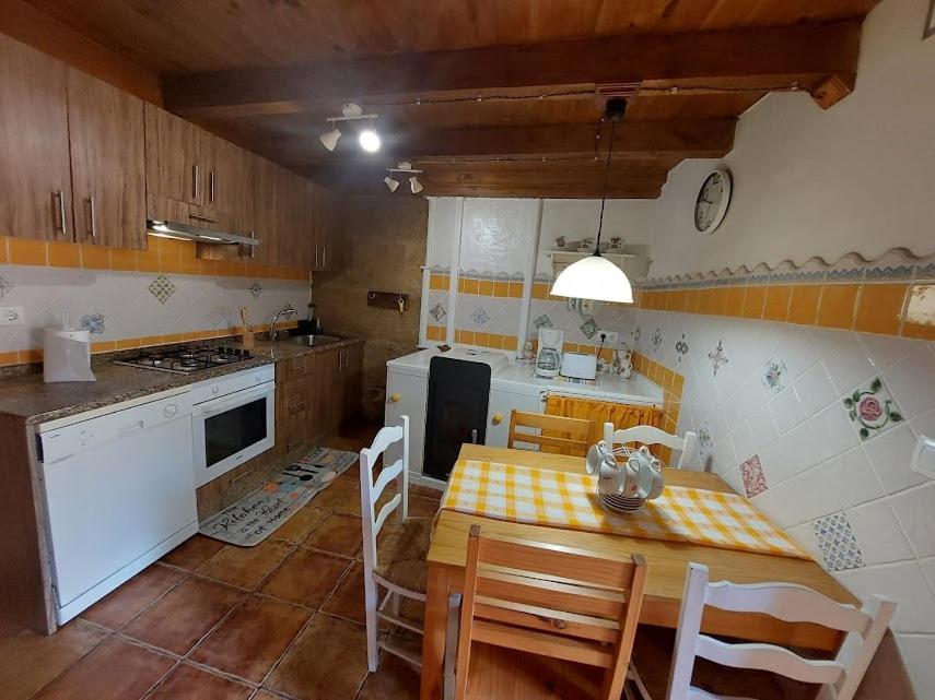 O Recuncho Da Isa - Ribeira Sacra Villa Pereiro de Aguiar Kültér fotó