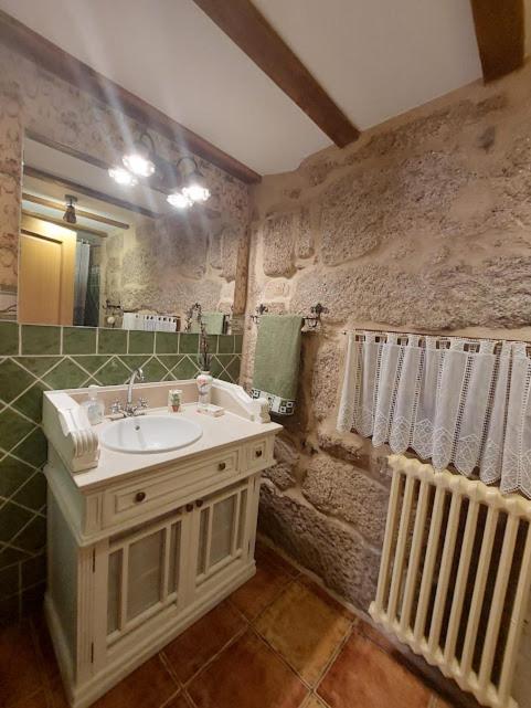 O Recuncho Da Isa - Ribeira Sacra Villa Pereiro de Aguiar Kültér fotó